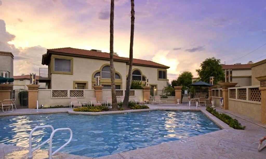 Private Resort Community Surrounded By Mountains W/3 Pool-Spa Complexes, All Heated & Open 24/7/365! Phoenix Kültér fotó