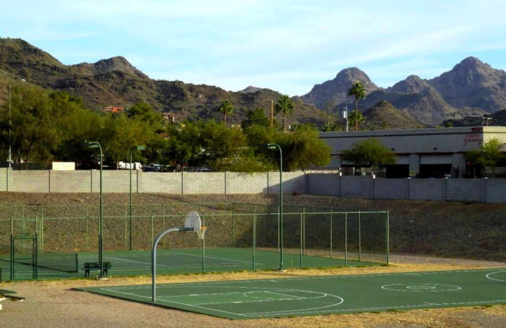 Private Resort Community Surrounded By Mountains W/3 Pool-Spa Complexes, All Heated & Open 24/7/365! Phoenix Kültér fotó